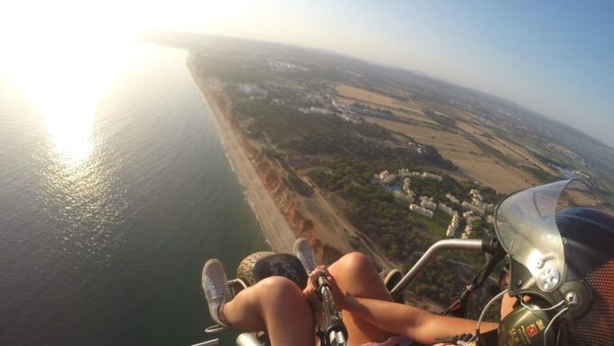 Albufeira: Sunset Paragliding Flight - Preparing for the Flight