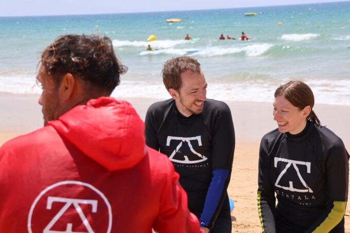 Albufeira: Surf Express - Learn the Basics in 2h Lesson - Location and Access
