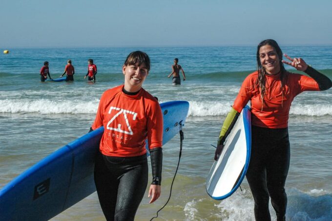 Albufeira: Surf Small Group - Adults Only - Frequently Asked Questions