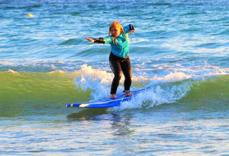 Albufeira: Surfing Lesson at Galé Beach - Safety and Accessibility