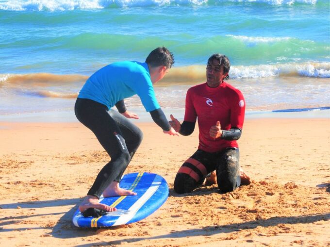 Albufeira: Surfing Lesson at Galé Beach - Instructors and Teaching Methods