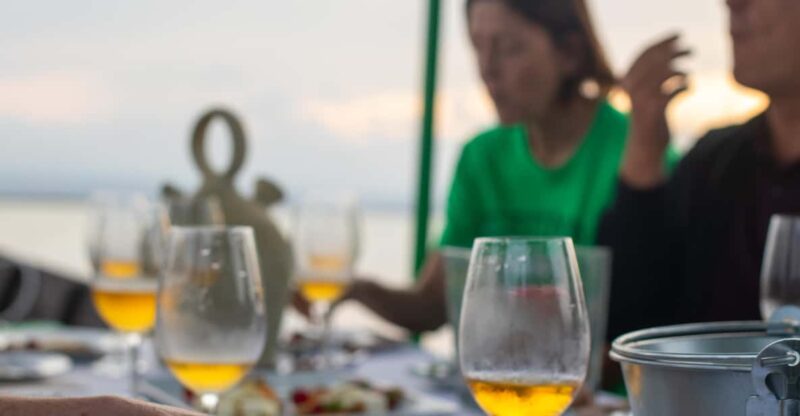 Albufera: Boat Ride With Valencian Wine Tasting & Tapas - Key Points