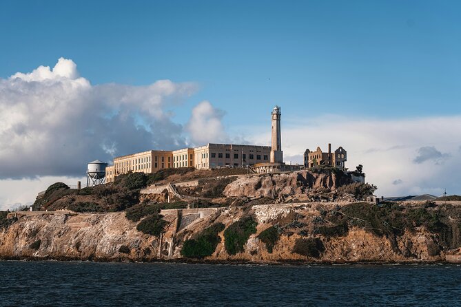 Alcatraz Day Tour and Aquarium With Muir Woods and Sausalito Tour - Key Points
