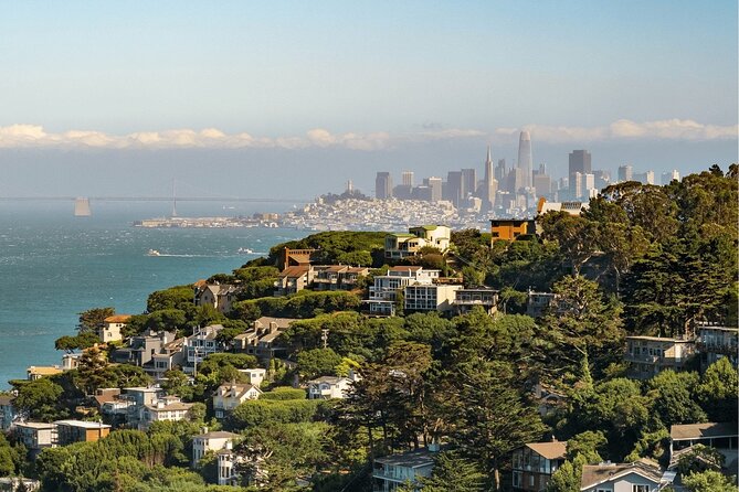 Alcatraz Day Tour and Aquarium With Muir Woods and Sausalito Tour - Exploring Alcatraz Island