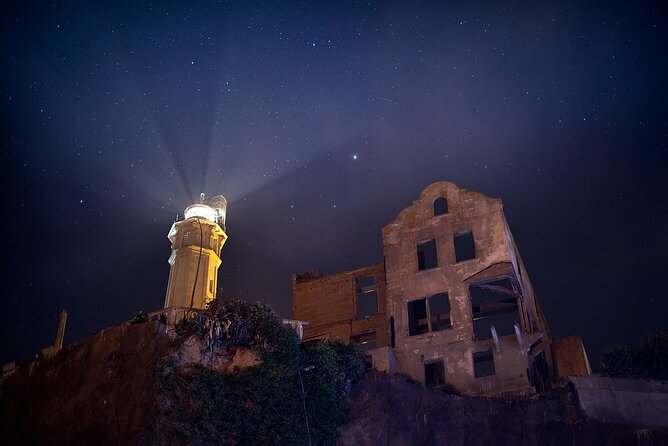 Alcatraz Night Tour With 1-Day City Bus Tour in San Francisco - Dress Recommendations