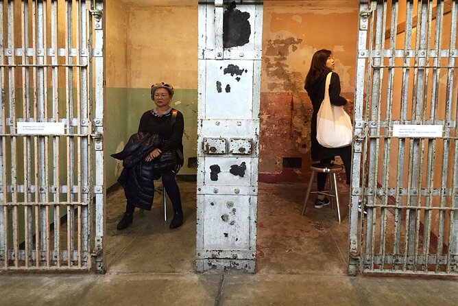 Alcatraz Tour - Inside Alcatraz: Exploring the Cells