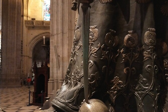 Alcazar and Cathedral, the Must-Sees, Private Tour. - Accessibility and Participation