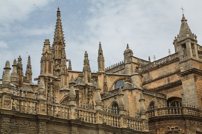 Alcazar, Cathedral and Giralda + Santa Cruz - Inclusions and Pricing