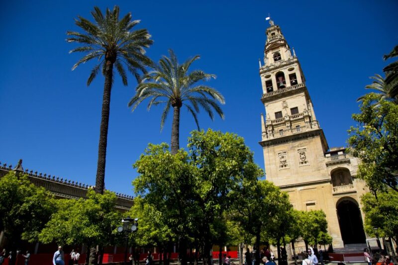 Alcazar of Cordoba Entry Ticket and Guided Tour - Tour Duration and Language Options