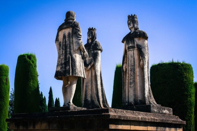 Alcazar of Cordoba Entry Ticket and Guided Tour - Cancellation and Booking Policy
