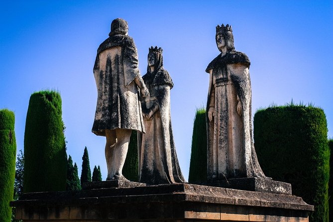 Alcazar of Cordoba Small Group Tour With Skip the Line Ticket - Landscaped Grounds and Tranquil Gardens