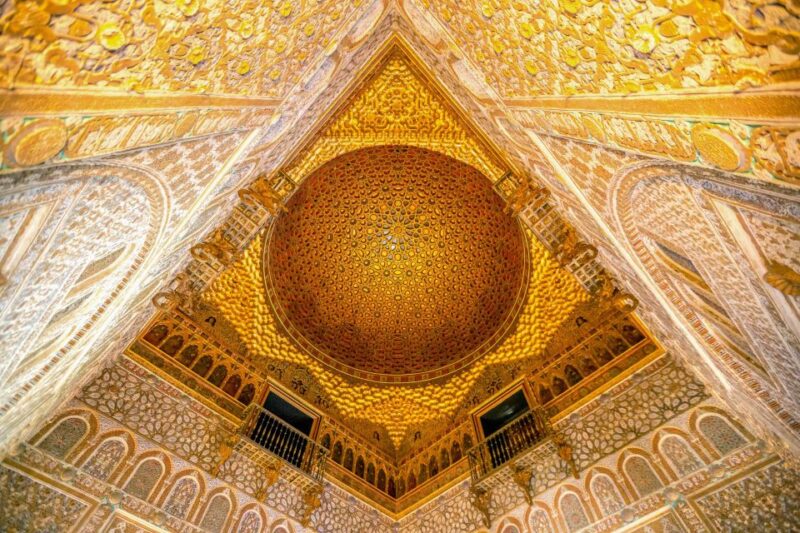 Alcázar of Seville Skip-the-Line Tickets and Guided Tour - Inclusions and Meeting Information