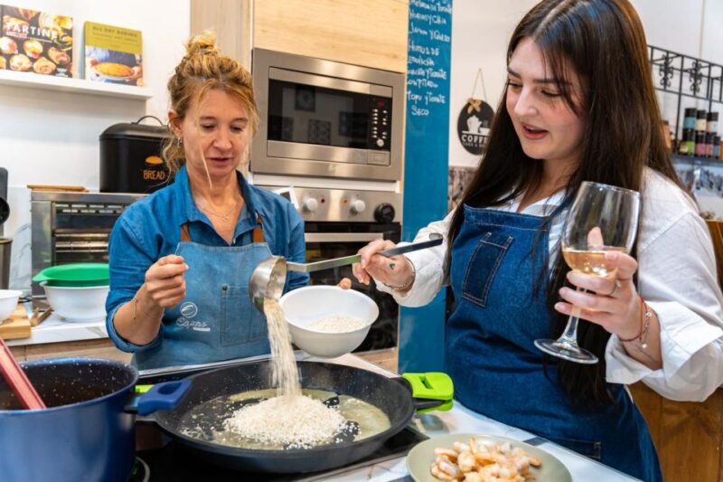 Alcudia: Authentic Paella and Sangria Workshop - Experience Highlights