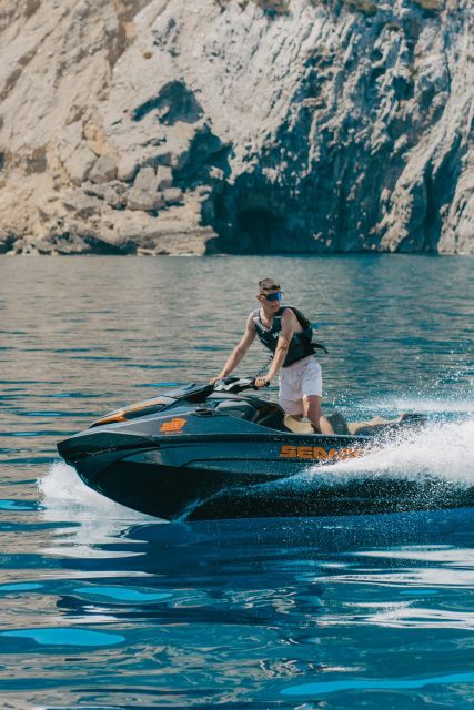 Alcudia: Bay of Alcudia Jet Ski Tour With Photos - Tour Itinerary