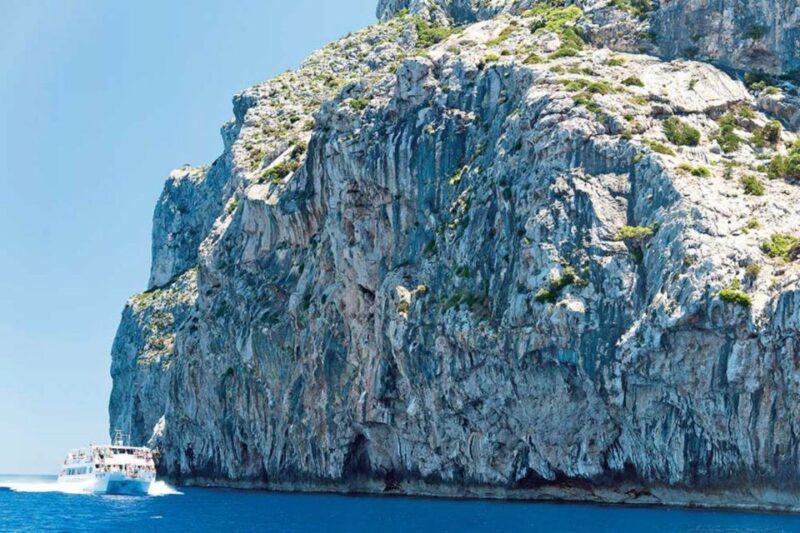 Alcudia: Boat Trip to Cap De Formentor and Formentor - Itinerary Highlights