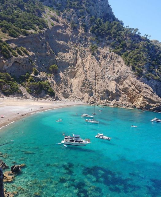 Alcudia: Boat Trip With Drinks, Snacks, SUP and Snorkeling - Key Points