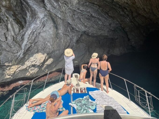 Alcudia: Boat Trip With Drinks, Snacks, SUP and Snorkeling - Booking and Cancellation Policy