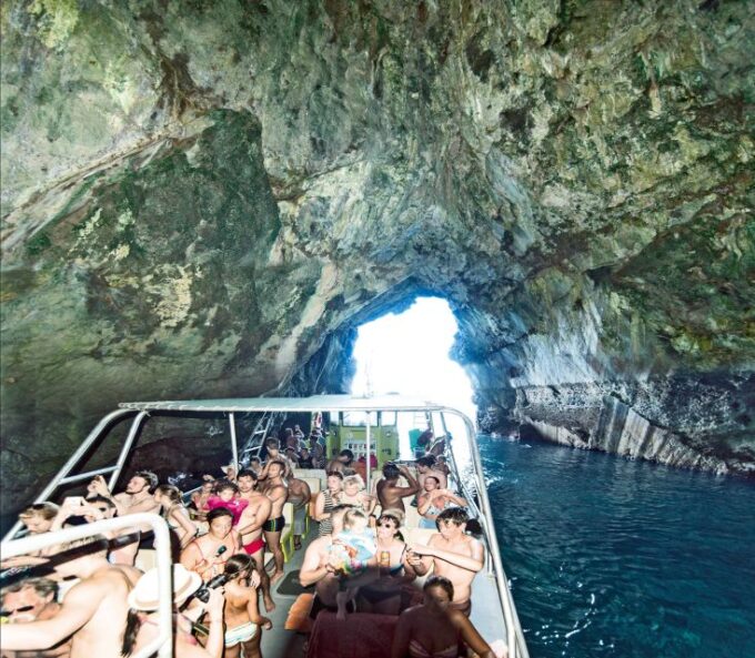 Alcudia: Caves & Coastline Boat Trip W/ Snorkelling - Meeting Point and Essentials