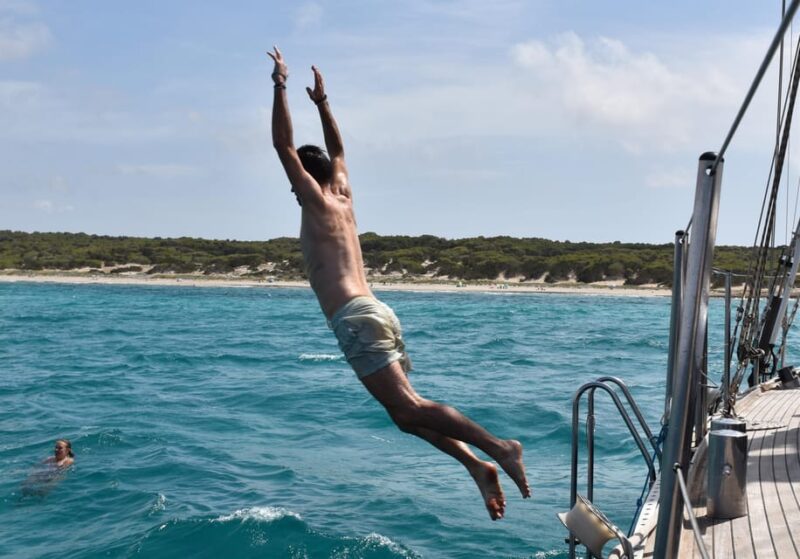 Alcudia: Exclusive Full Day Sailing Experience (F&B Incl.) - Onboard Activities