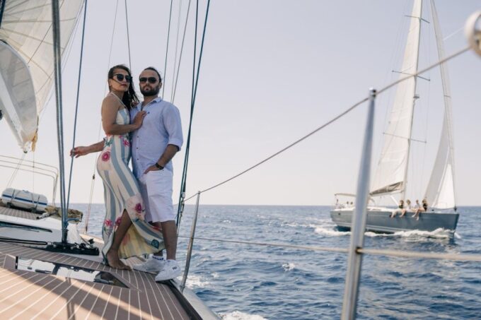 Alcudia: Half-Day Sailing Trip With Tapas and Drinks - Tapas and Refreshments