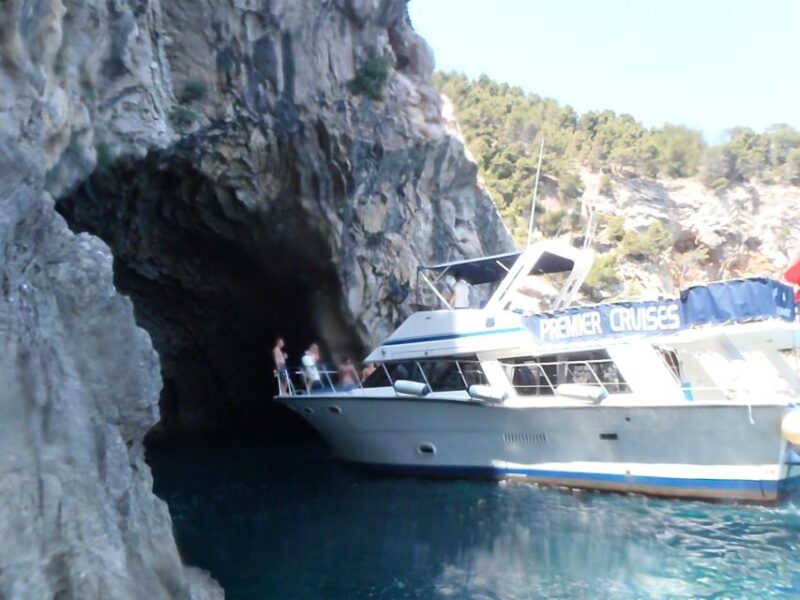 Alcudia: Sunset Boat Trip With Drinks, SUP & Snorkel - Activities and Inclusions