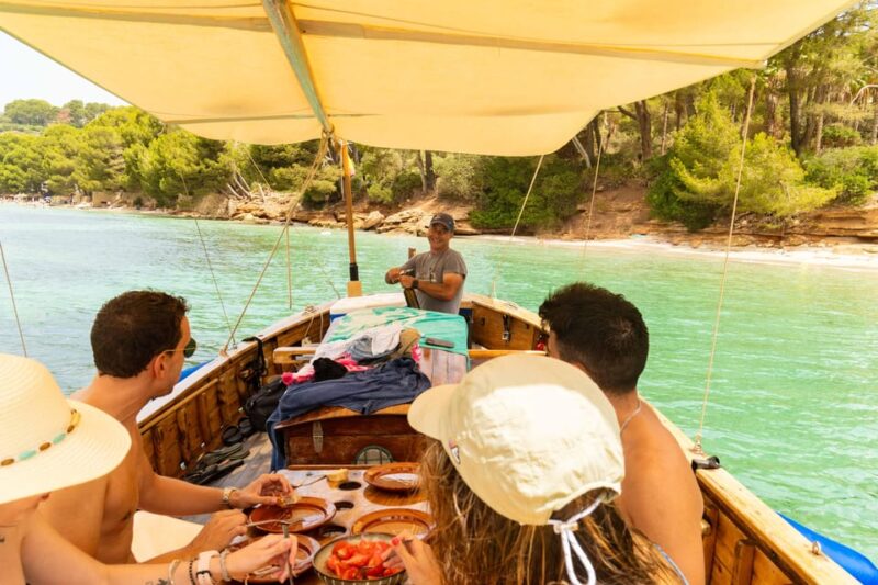 Alcudia: Traditional Mallorcan Boat Tour With Tapas & Drinks - Inclusions