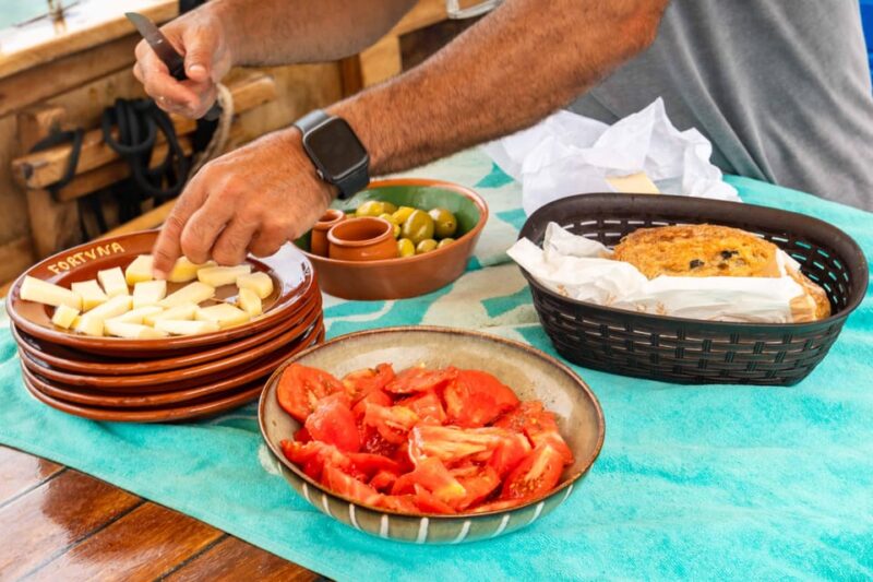 Alcudia: Traditional Mallorcan Boat Tour With Tapas & Drinks - Private Boat Tour
