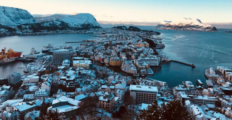 Ålesund: Ålesund and Surrounding Islands Audio Guide Tour - Itinerary and Locations