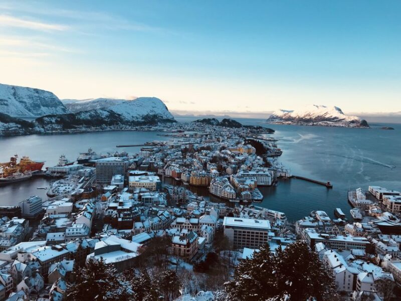 Ålesund: Ålesund and Surrounding Islands Audio Guide Tour - Participant Information