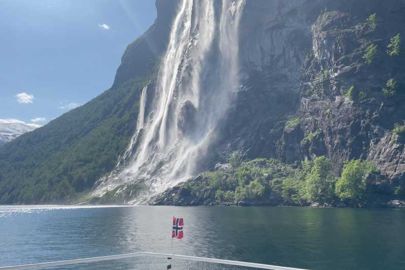 Ålesund - Geiranger - Ålesund Sightseeing Full-Day Tour - Highlights