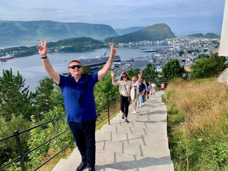 Alesund Heritage Sightseeing Tour - Tour Experience