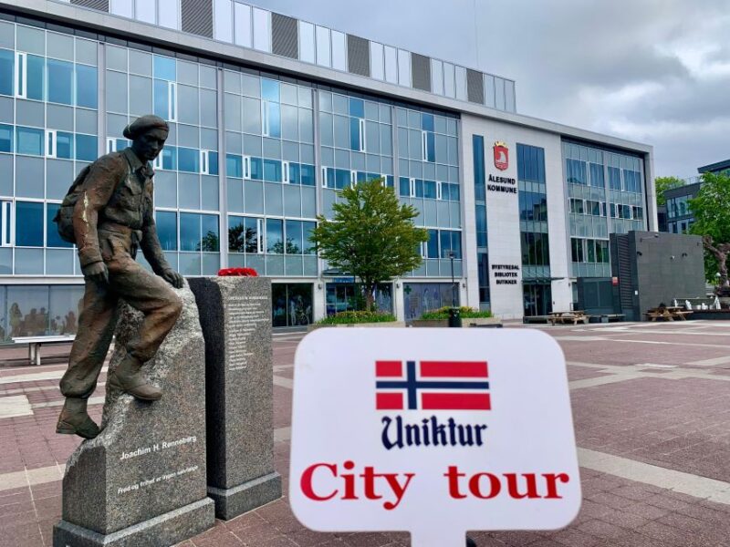 Alesund Private Sightseeing Tour on Foot and by Car - Highlights of the Tour