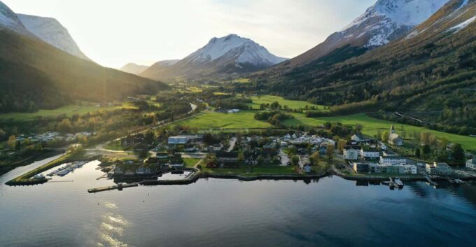 Ålesund-Sæbø Round Trip (1.5 Hour Stop in Sæbø) - Cultural Insights