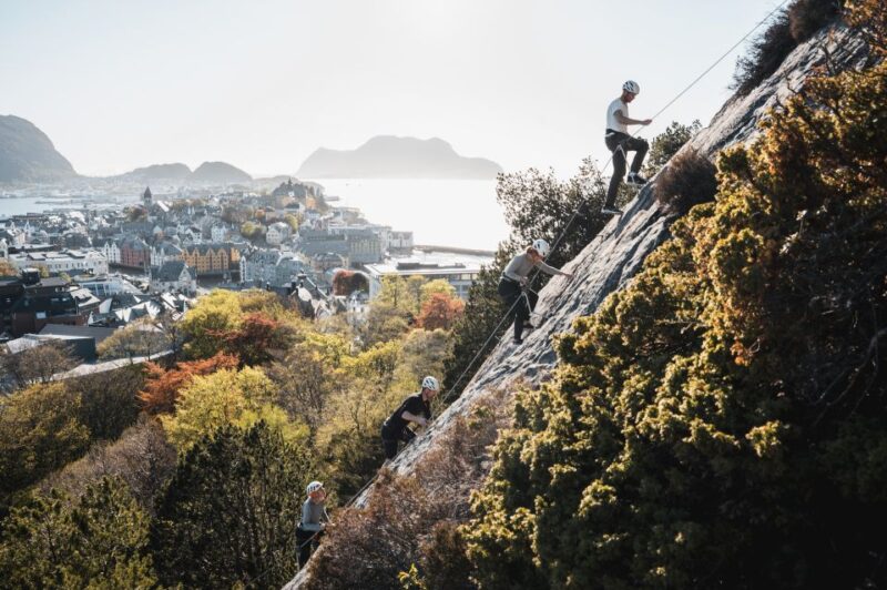 Ålesund: via Ferrata Tour - Safety Precautions