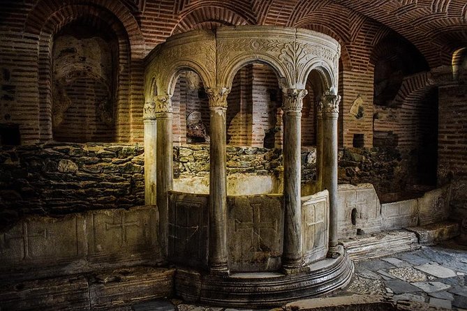 Alexandria From Cairo Private Tour With Tickets & Lunch & Guide - Dining Experience