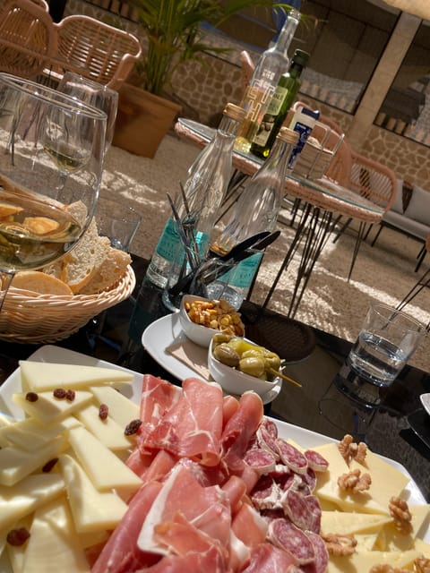 Algaida: Vinya Tribaneli: Wine Making and Tasting Experience - Chateau - Vino De La Isla