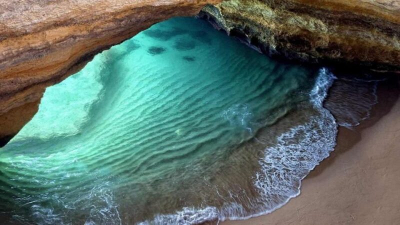 Algarve: Benagil Caves Open Speedboat Tour - Boat and Crew Details