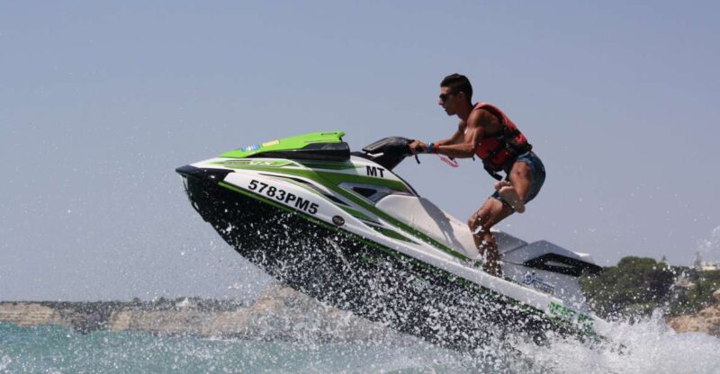 Algarve: Jet Ski Rental in Armação De Pêra - Jet Ski Experience Details
