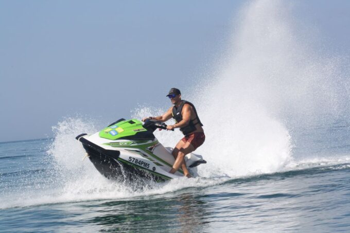 Algarve: Jet Ski Rental in Armação De Pêra - Meeting Point and Attire