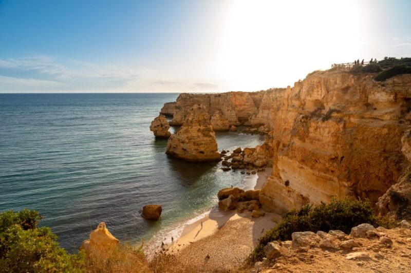 Algarve: Landscapes, Pottery, and Winery Tour - Language Options