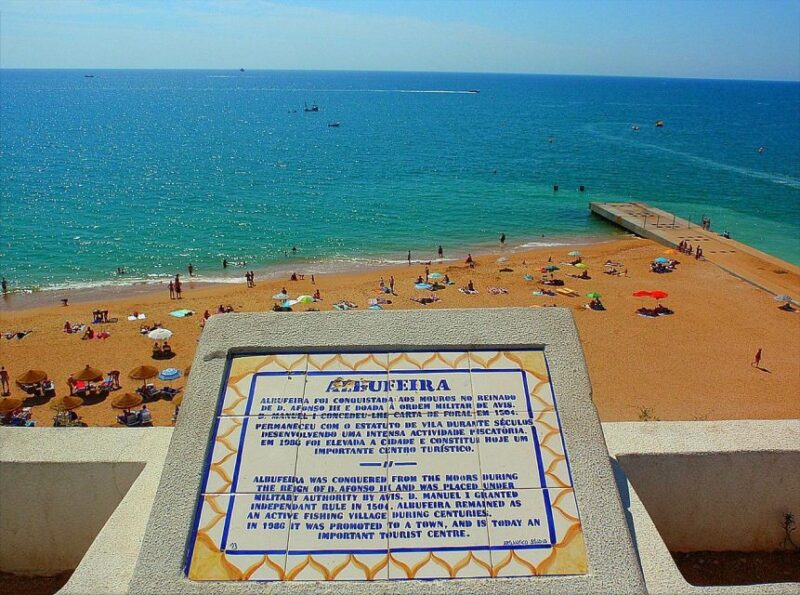 Algarve: Private Transfer to Porto With Stops up to 2 Cities - Discover Multiple Cities