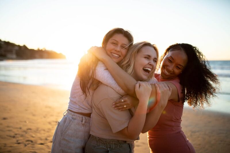 Algarve: Professional Photo Shoot for FRIENDS - Consultation and Preparation