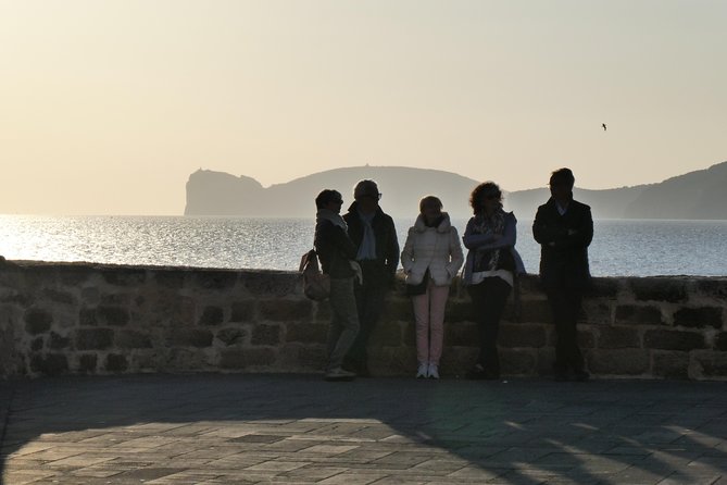 Alghero: Walking Tour With Bilingual Local Guide - Meeting and Pickup