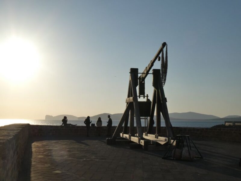 Alghero Walking Tour With Local Guide - Tour Highlights and Itinerary