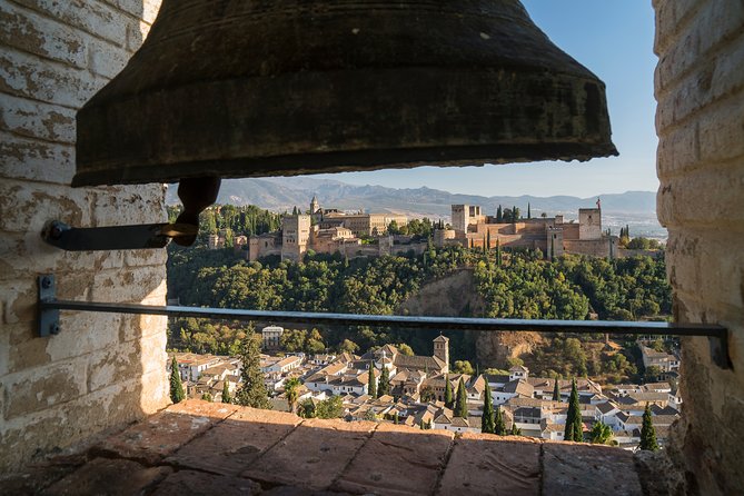 Alhambra and Albaicin Private Tour With Official Guide - Pricing and Booking Details