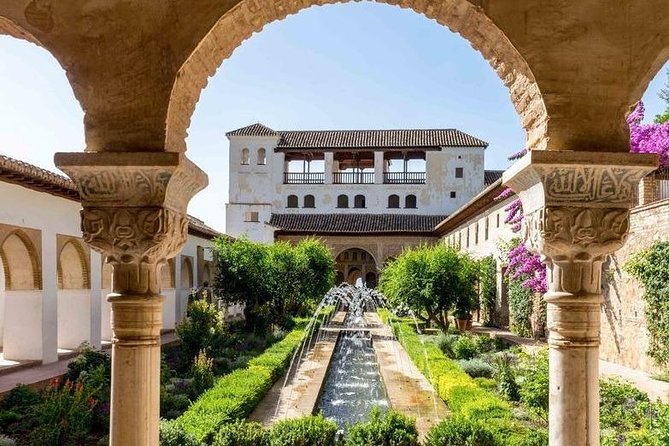 Alhambra and Generalife Skip-The-Line Ticket With Official Guide - Tour Overview and Details