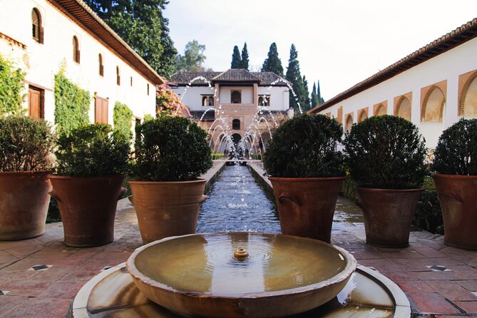 Alhambra Gardens Guided Tour (English Guide) - Tour Overview