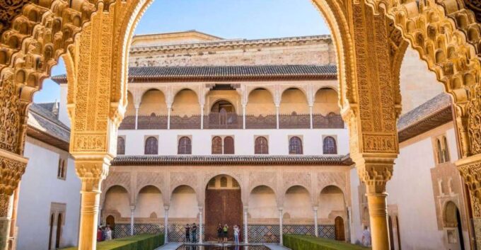 Alhambra & Generalife: Exclusive 3 Hour Private Tour - Frequently Asked Questions