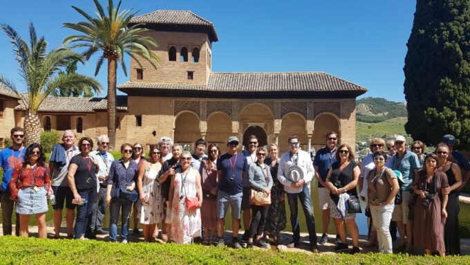 Alhambra: Generalife Gardens & Alcazaba Fast-Track Tour - Customer Feedback and Ratings