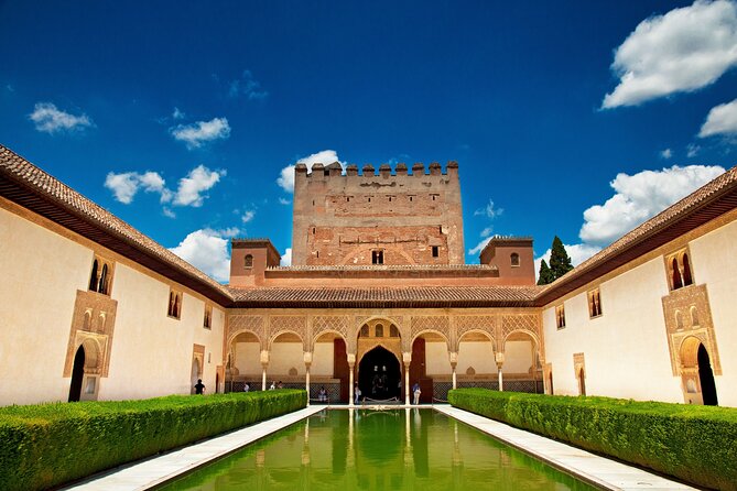 Alhambra & Generalife Skip the Line Regular Group Including Nasrid Palaces - Tour Reviews